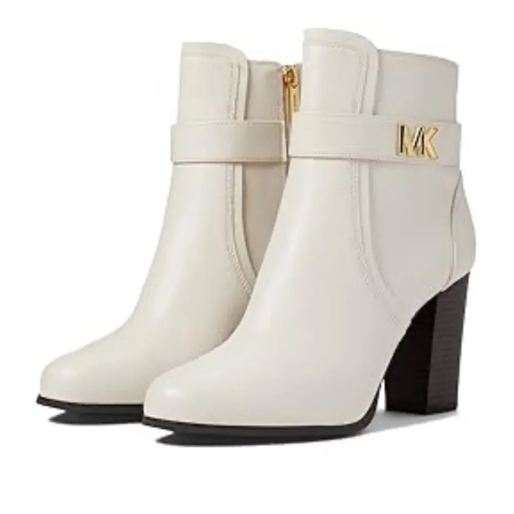 NEW MICHAEL Michael Kors Light Cream Ecru Jilly Faux Leather Ankle Boots Size 9M